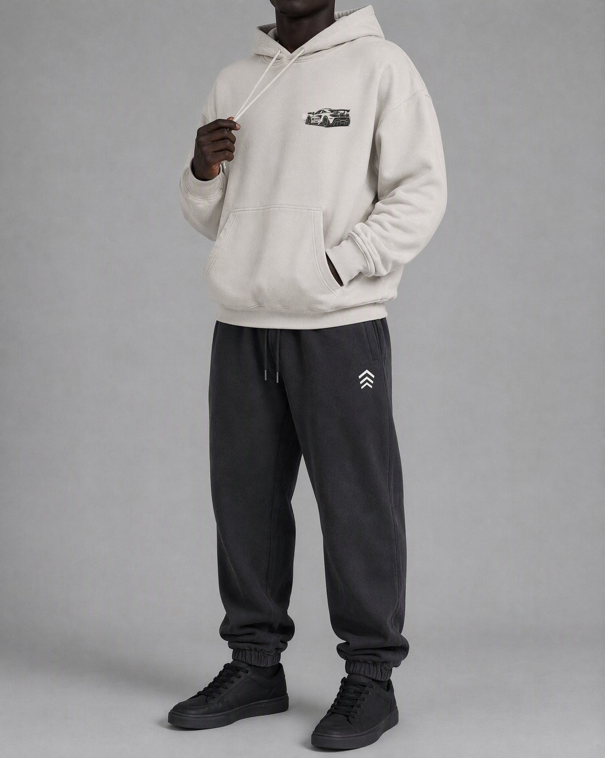 NQ 600LT Front / Rear Hoodie Washed Bone on model